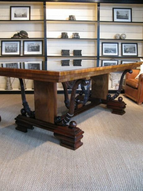 Art deco dining table in the neoclassical taste c.1930