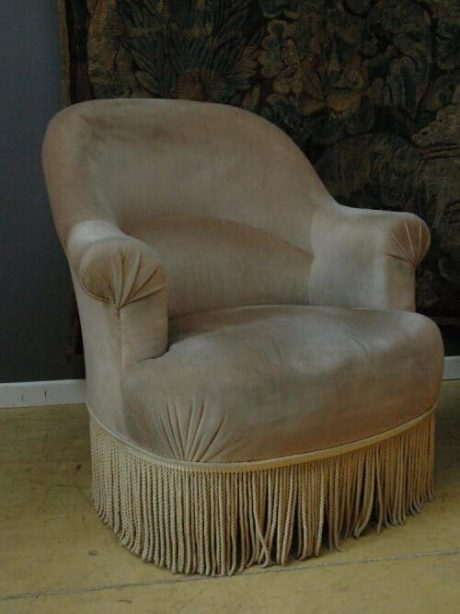 Pair of oyster cream velvet armchairs - style crapaud c.1870