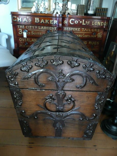 Exceptional 17th century large oak coffer from Germany