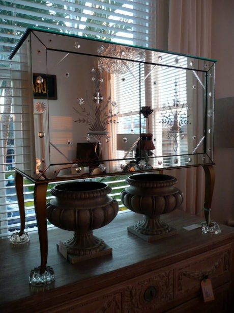 French 1940's mirrored commode with gilded cabriole legs