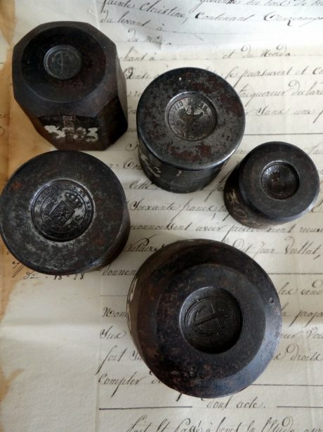 Set of five Englsih military metal button moulds c.1900