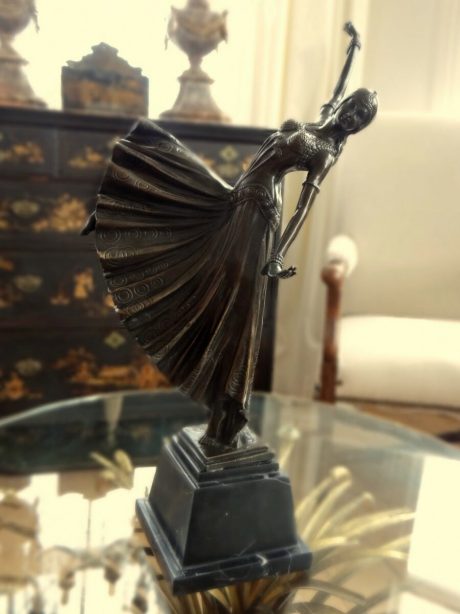 Bronze statue of a belly dancer on a marble base c.1920