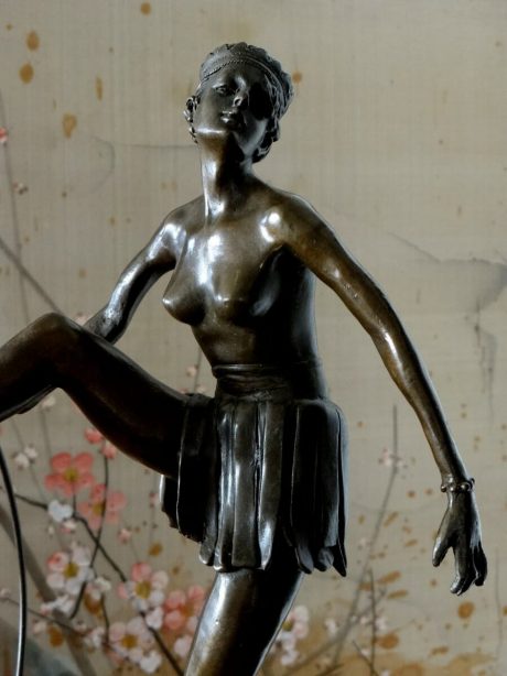 Late Art Deco style Bronze dancer figurine c.1930