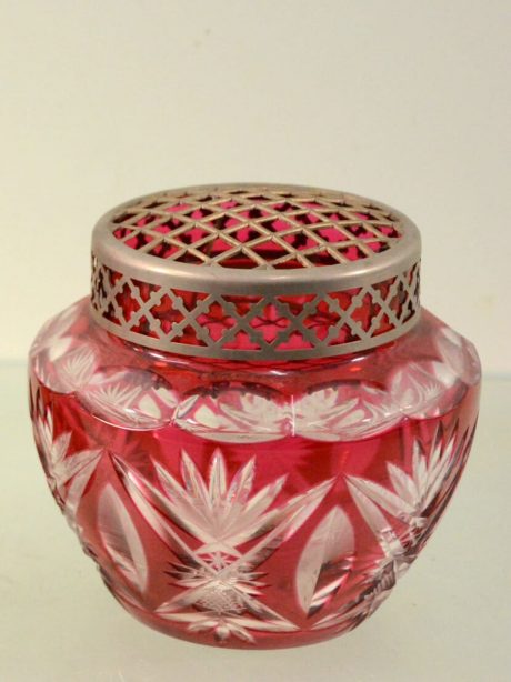 Val St Lambert Cranberry Pique fleur vase c.1940