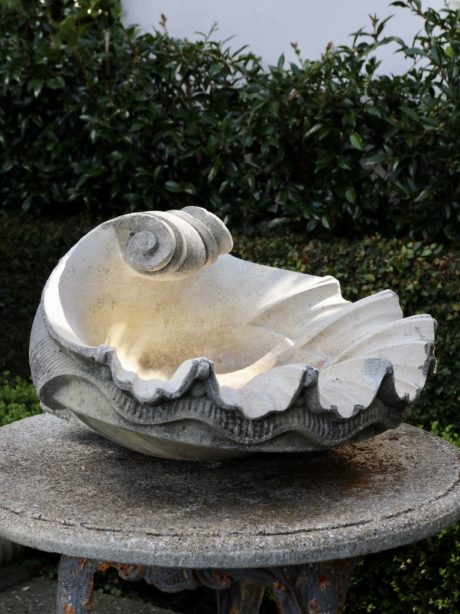 A Haddonstone clam shell water fountain