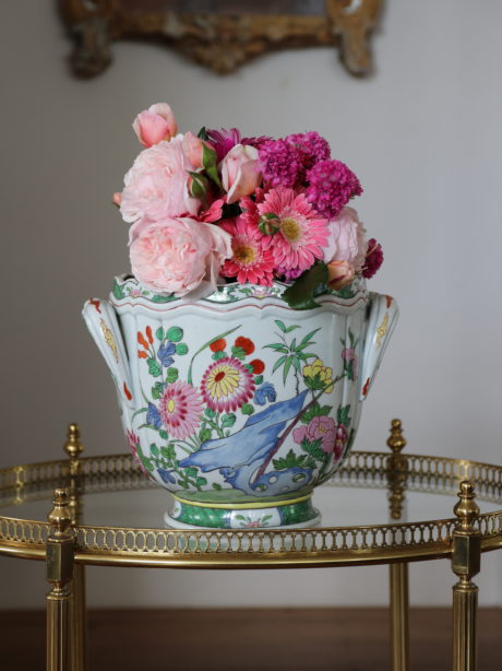 A chinese hand enamelled porcelain jardiniere