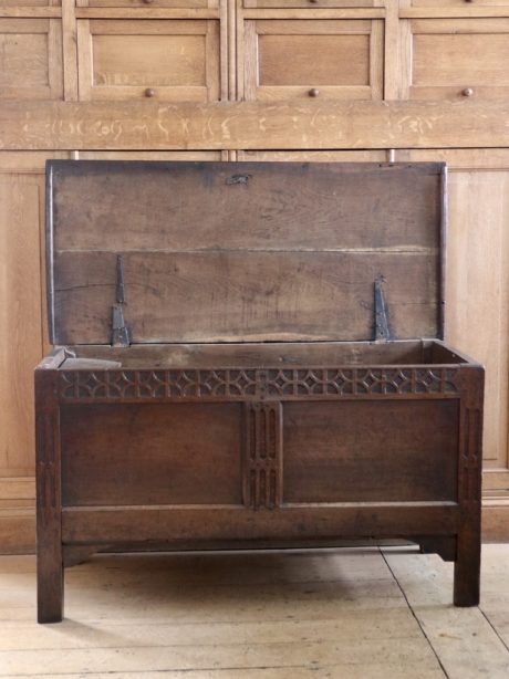 An English 17th century oak coffer c.1680