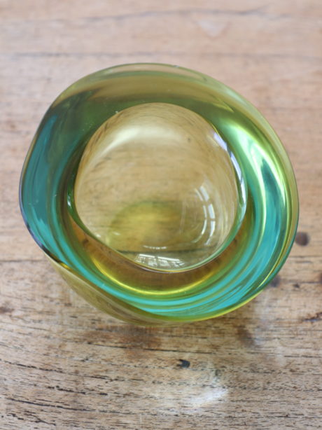 A Murano Sommerso art glass bowl