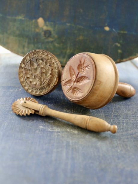 Antique treen Scottish thistle butter stamps